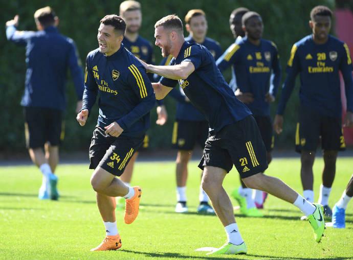 关于纷纷争夺，角逐全面展开，强强对话的信息