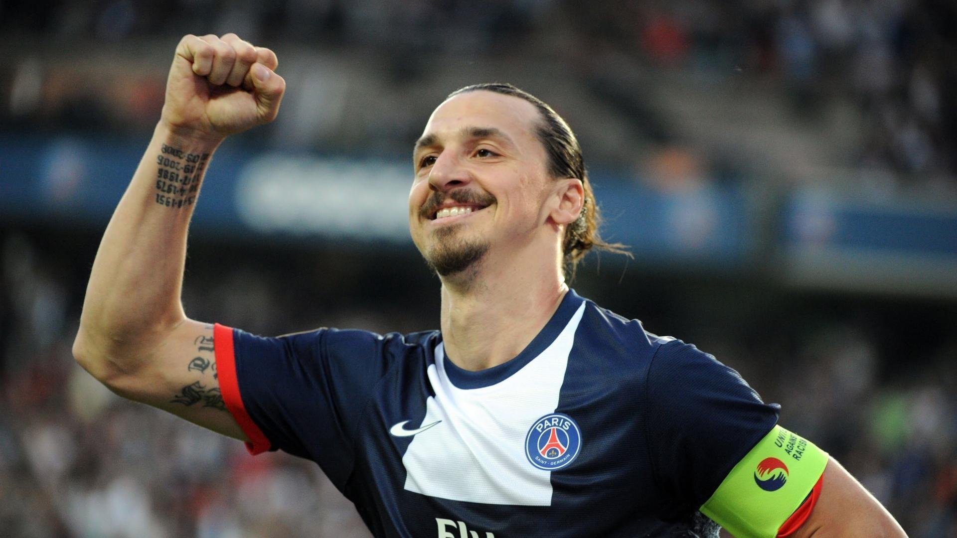 塞维利亚终结曼联，苏亚雷斯成为关键先生，欧联杯的战术革命