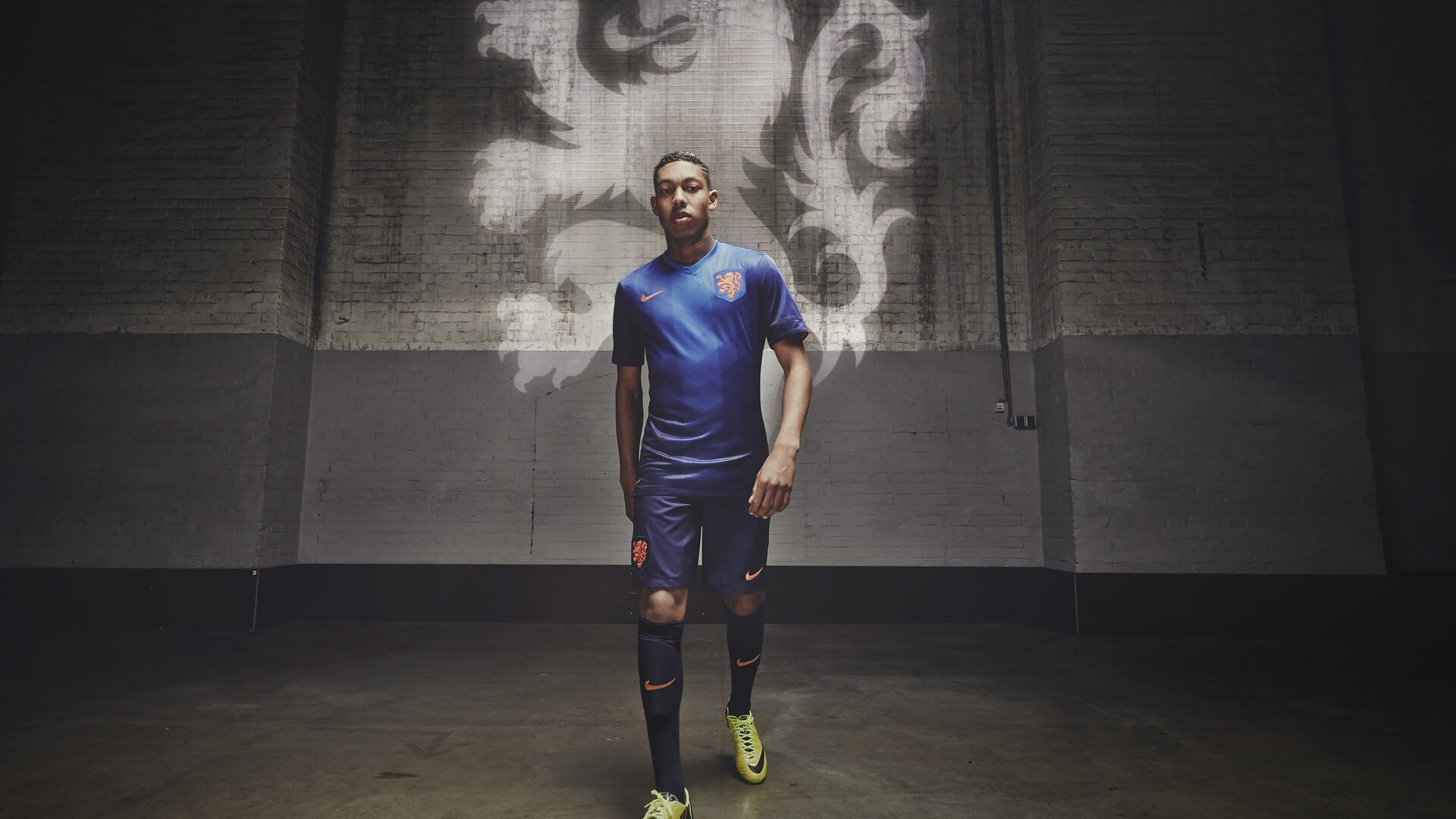 库尔图瓦东决封神！亚特兰大踏平加拿大，钢铁防线铸就历史性胜利