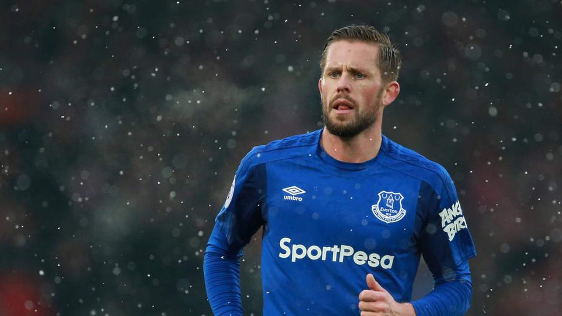 2026世界杯焦点战，那不勒斯军团强势出击，乌克兰防线遭遇严峻考验