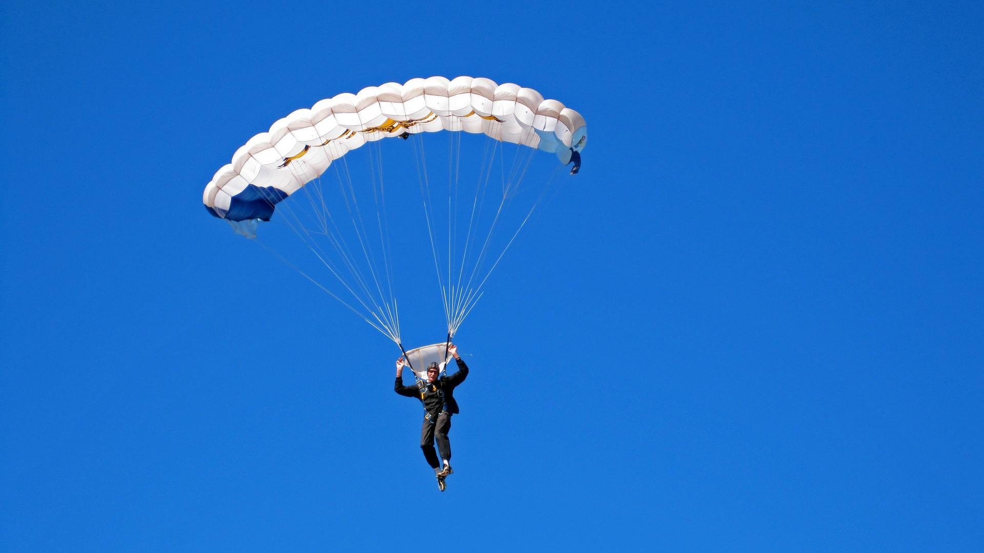 双重奏鸣，德国战车力克葡萄牙，马龙点燃赛场精神之火